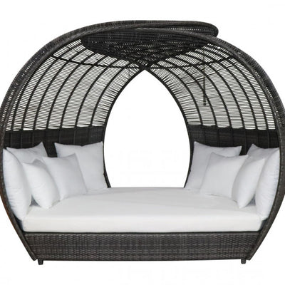 Panama Jack Banyan Daybed w/off-white cushion